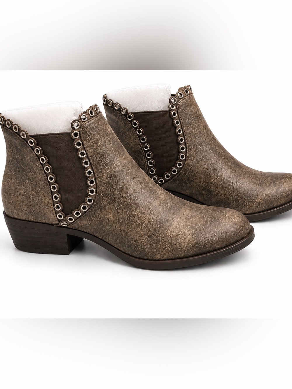 NWOB Sbicca Brown Distressed Ankle Booties with Eyelet Trim